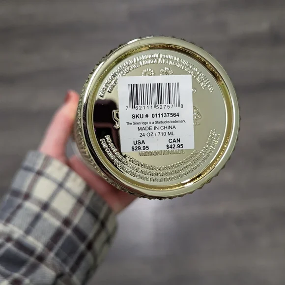 Starbucks Holiday 2022 Gold Venti Textured Tumbler - Picture 3 of 5